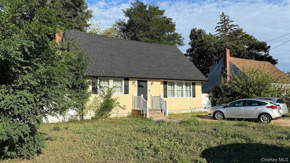 For Sale $599,999 • Co-Listing Agent