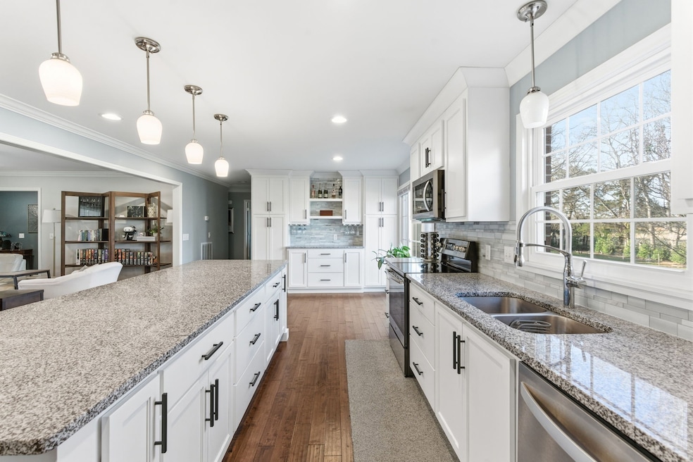 1919 Robinson Rd, Murfreesboro, TN 37130 - photo 1