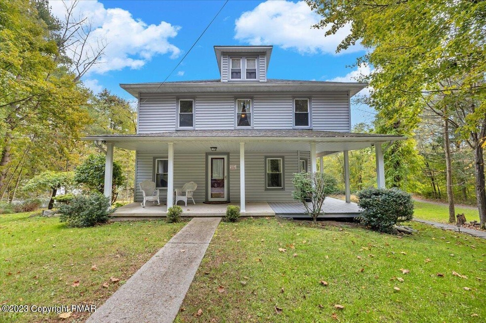 6752 Pennsylvania 191, Cresco, PA 18326 - photo 1