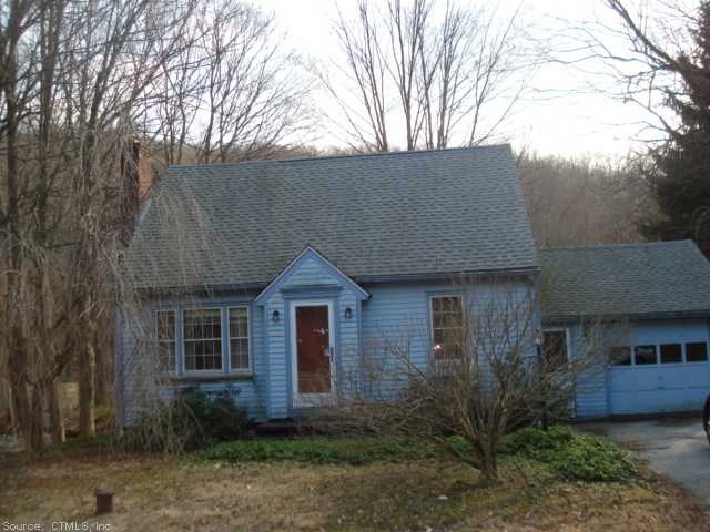 409 Oxford Rd, Oxford, CT 06478 - photo 1