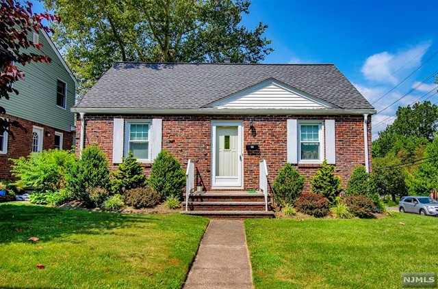 42 Highland Ave, Dumont, NJ 07628 - photo 1