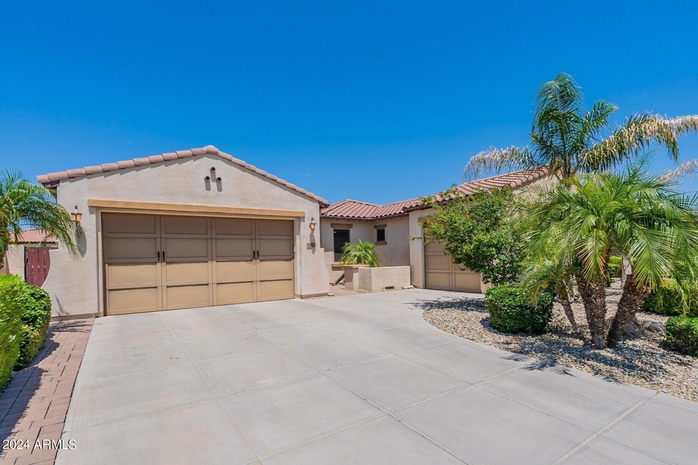6 bed + Den + Basement Home