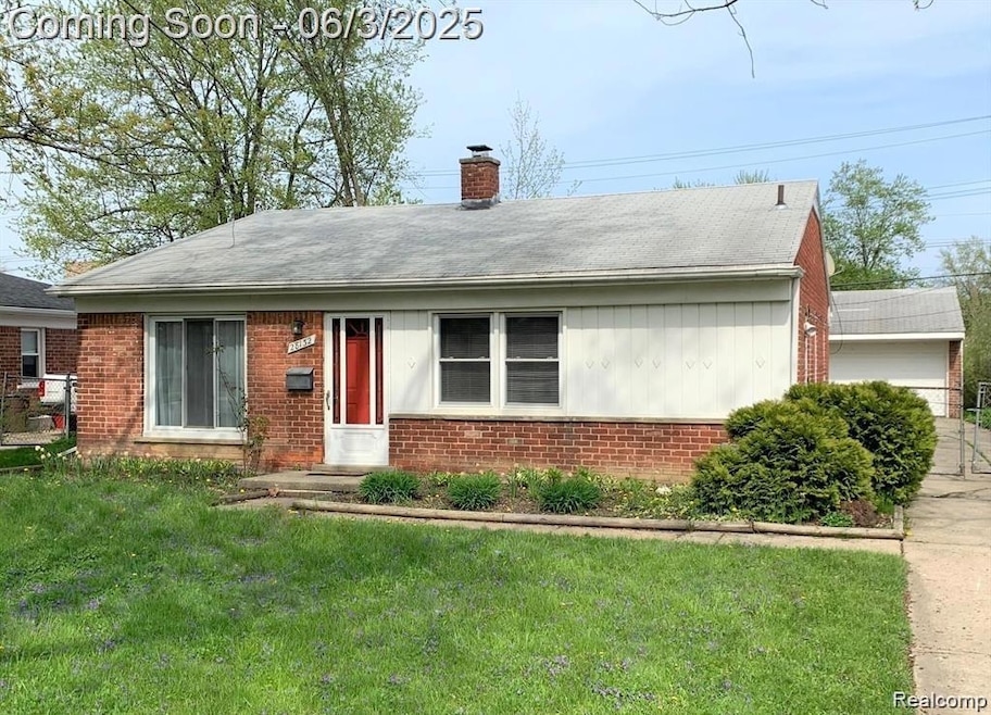 Welcome to: 28132 Brentwood Street, Southfield 48076