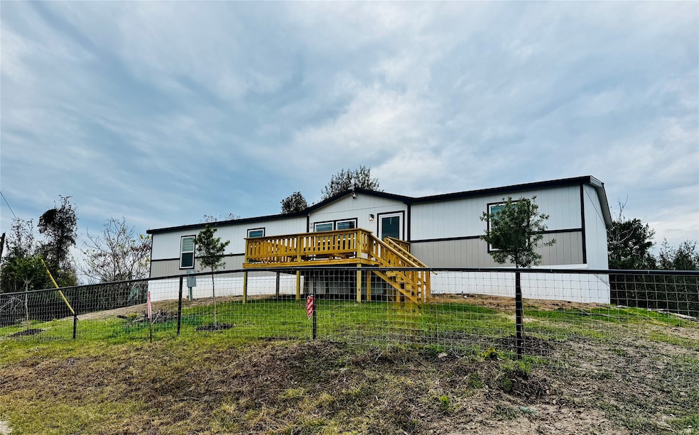 191 Holly Pond, Onalaska, TX 77360 - photo 1