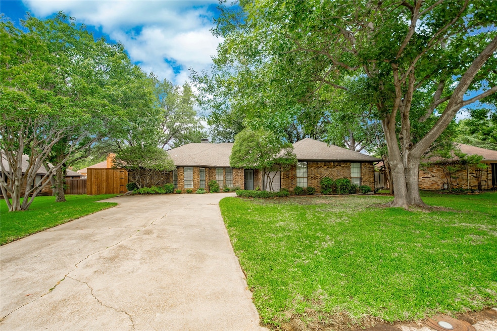 Under Contract $410,000 • Co-Listing Agent
