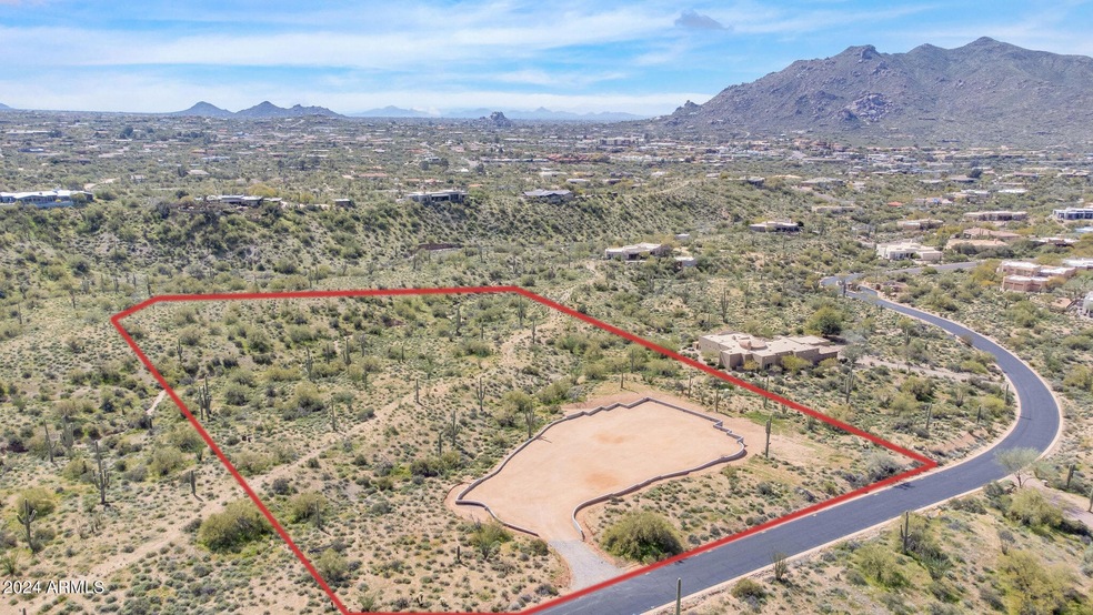 Large 5+ Acre parcel