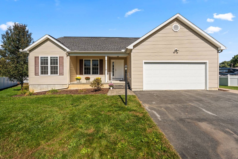 Pending $379,000 • Co-Listing Agent