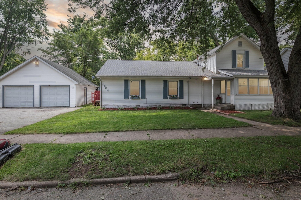 1534-Maple-St-Niles-MI-49120-WindowStill