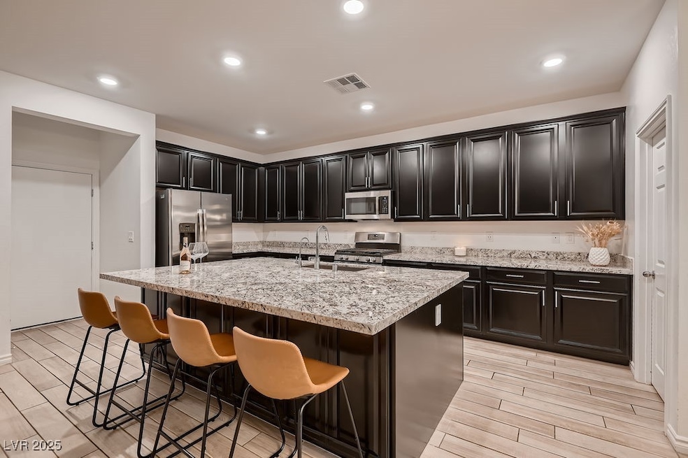 10200 Skye Castle Dr, Las Vegas, NV 89166 - photo 1