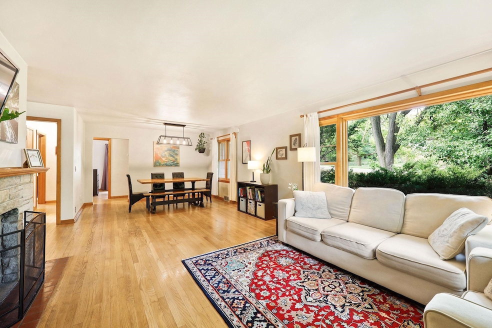 For Sale $485,000 • Co-Listing Agent