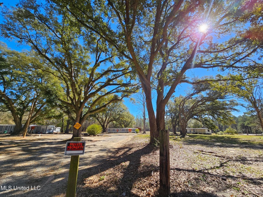 23061 Road 262 unit 23063, Picayune, MS 39466 - photo 1