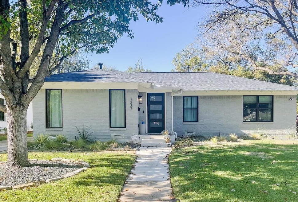 7237 Dalewood Ln, Dallas, TX 75214 - photo 1