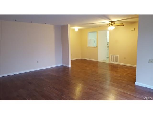 9 Quince Ct unit 9, Ridgefield, CT 06877 - photo 1