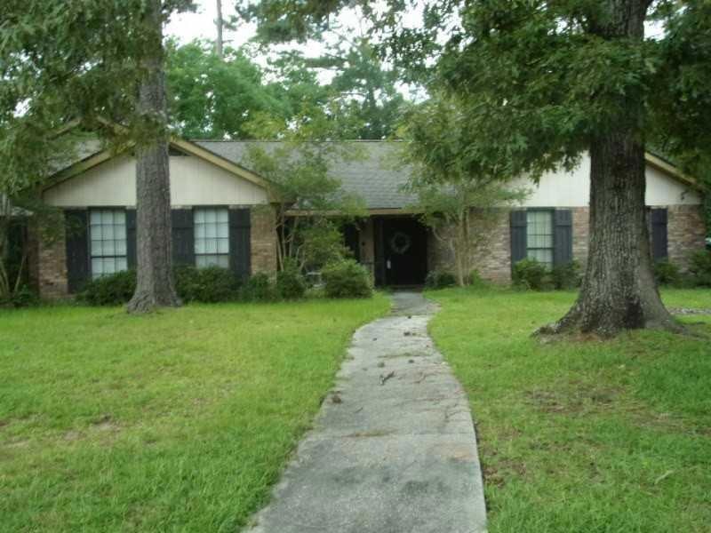 Facade/Exterior Front.
