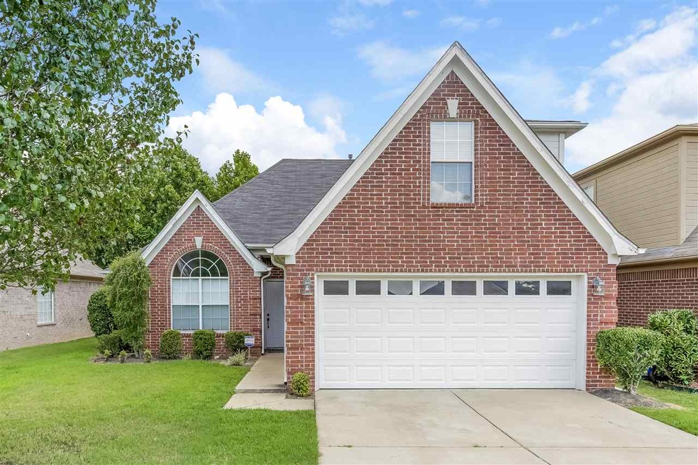 7182 Crape Myrtle Dr, Olive Branch, MS 38654 - photo 1