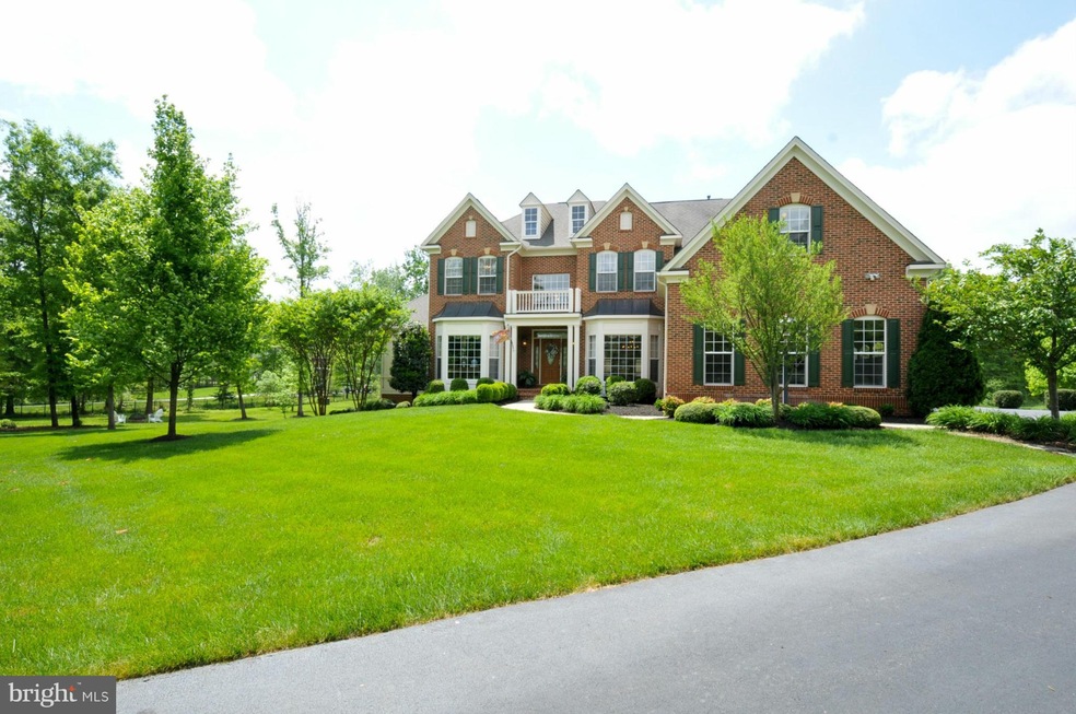 10815 Crockett Rd, Nokesville, VA 20181 - photo 1