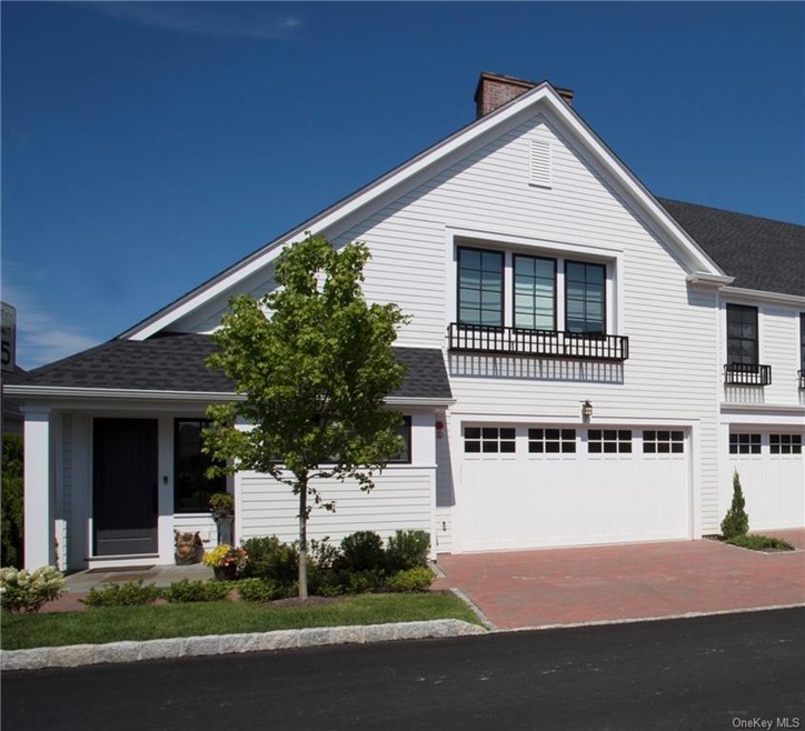 2 Jasmine Ln, Rye Brook, NY 10573 - photo 1