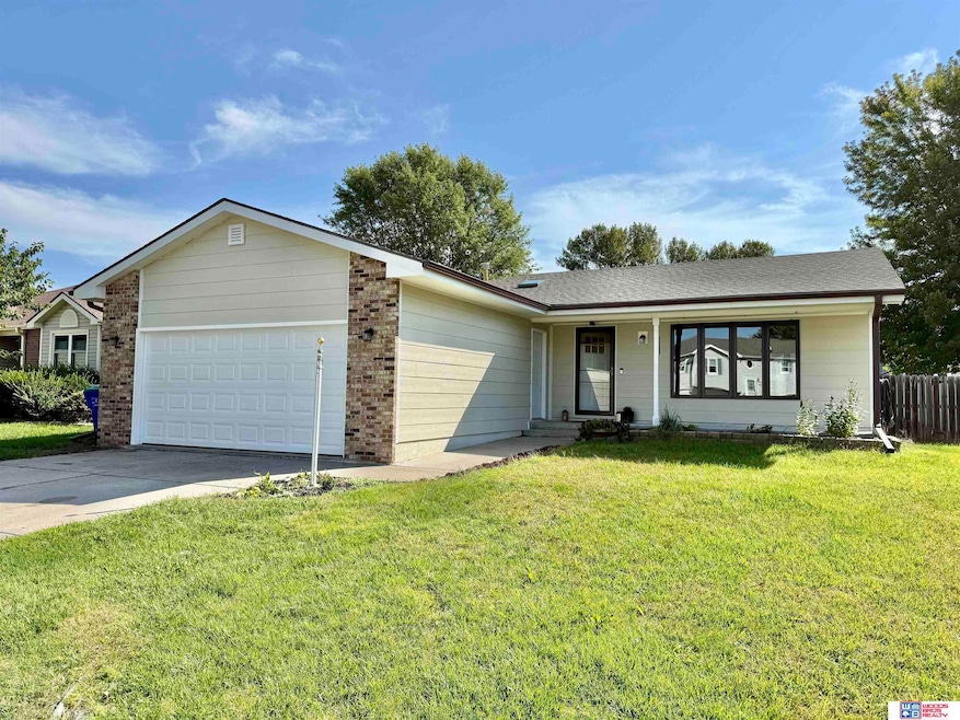 2040 Star St, Seward, NE 68434 - photo 1