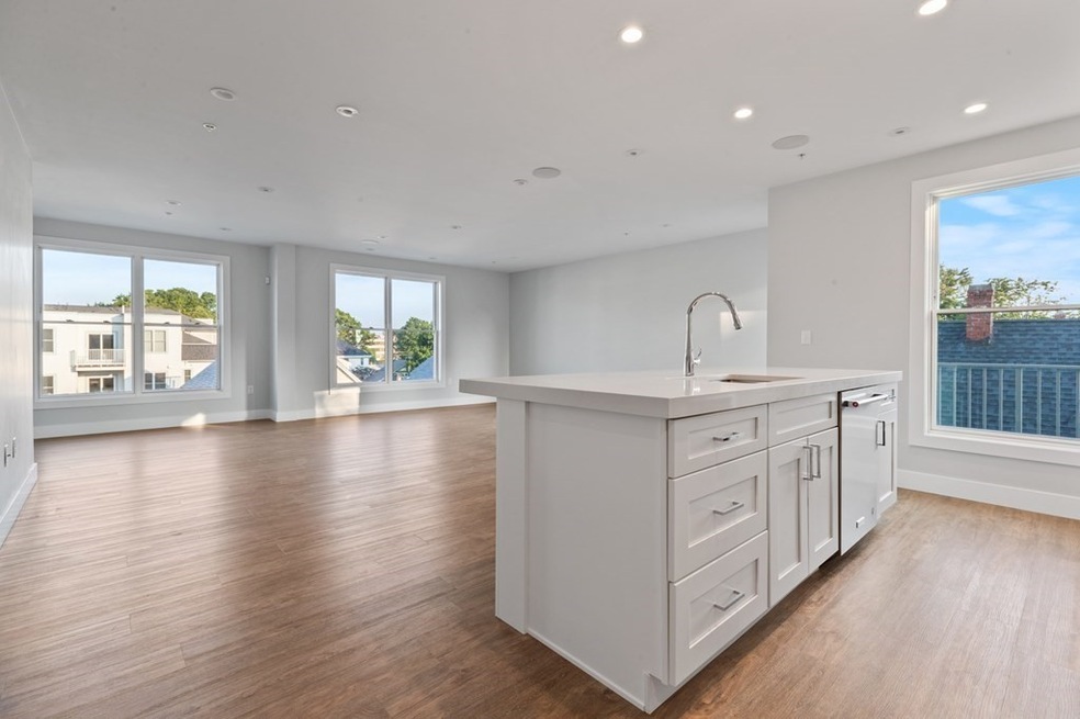 135 Hancock St unit 20, Quincy, MA 02171 - photo 1