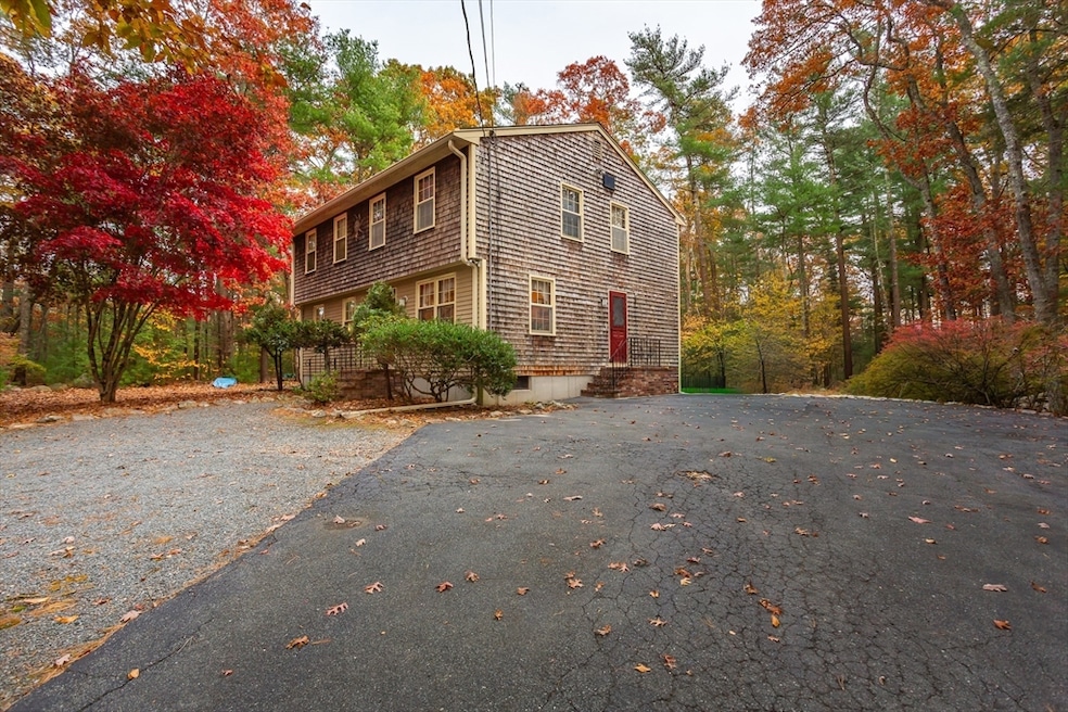 Pending $639,000 • Co-Listing Agent