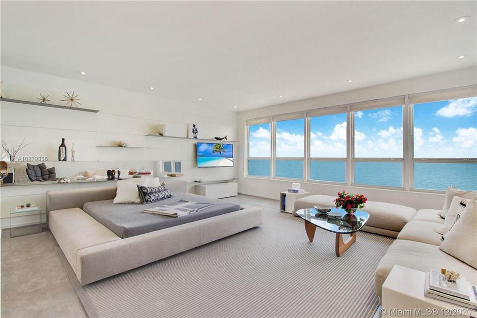 Live - Work - Play .... Miami Beach Lifestyle at i