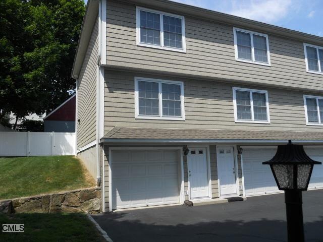 7 Dover St unit 1, Norwalk, CT 06850 - photo 1
