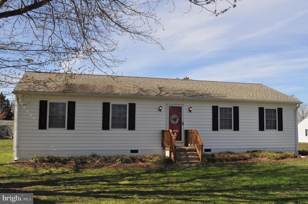 99 Short St, Colonial Beach, VA 22443 - photo 1