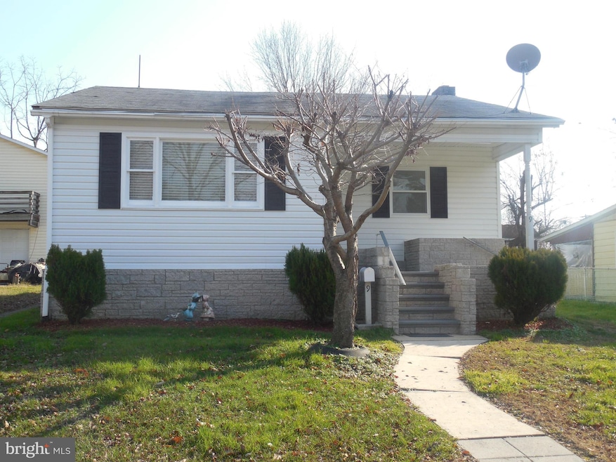 9 Runway Ct, Middle River, MD 21220 - photo 1