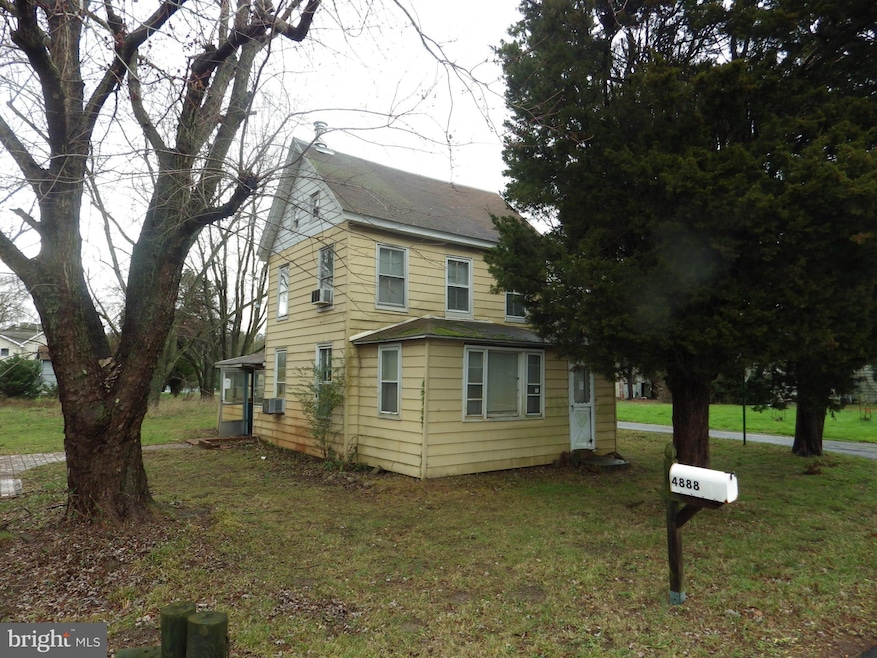 4888 Crosby Rd, Rock Hall, MD 21661 - photo 1