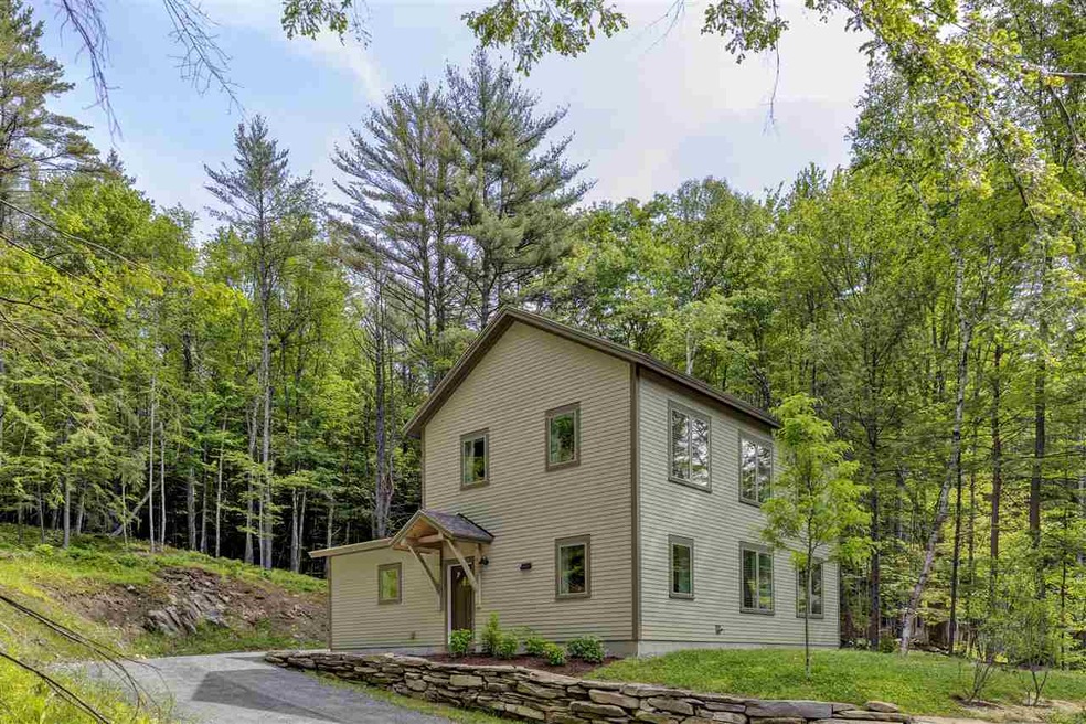 207 Hartness Way unit 5328, Hartford, VT 05001 - photo 1