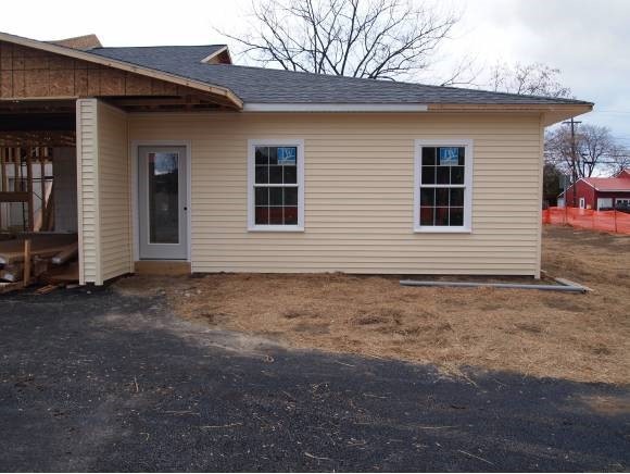 9 Mackey St unit 4, Milton, VT 05468 - photo 1