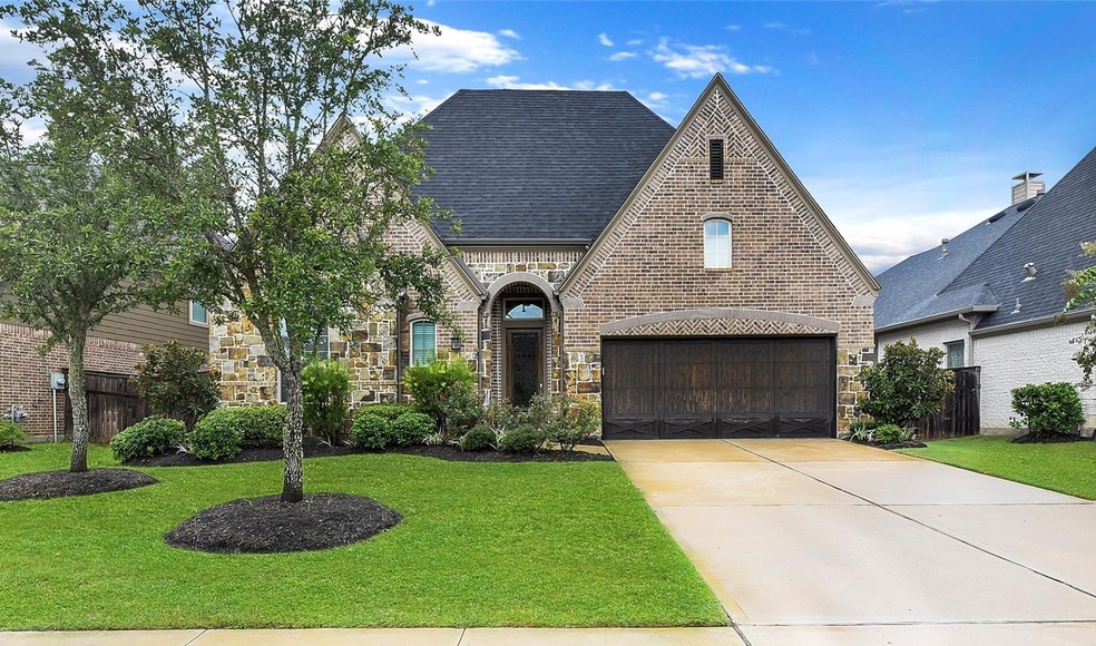 27215 Symphony Creek Ln, Fulshear, TX 77441 - photo 1