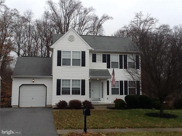 235 E Flagstone Dr, Newark, DE 19702 - photo 1