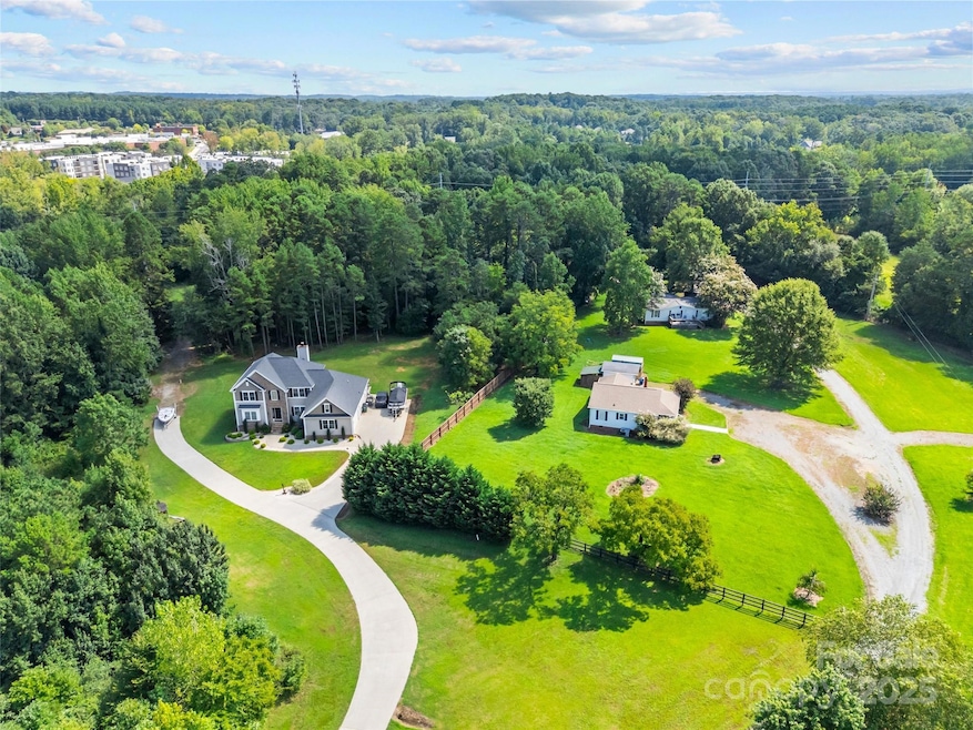3017 Stevens Schultz Ln, Matthews, NC 28104 - photo 1