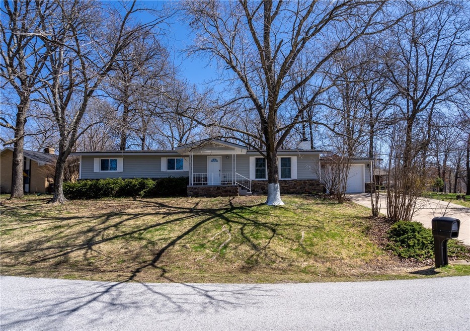 35 Kensington Dr, Bella Vista, AR 72715 - photo 1