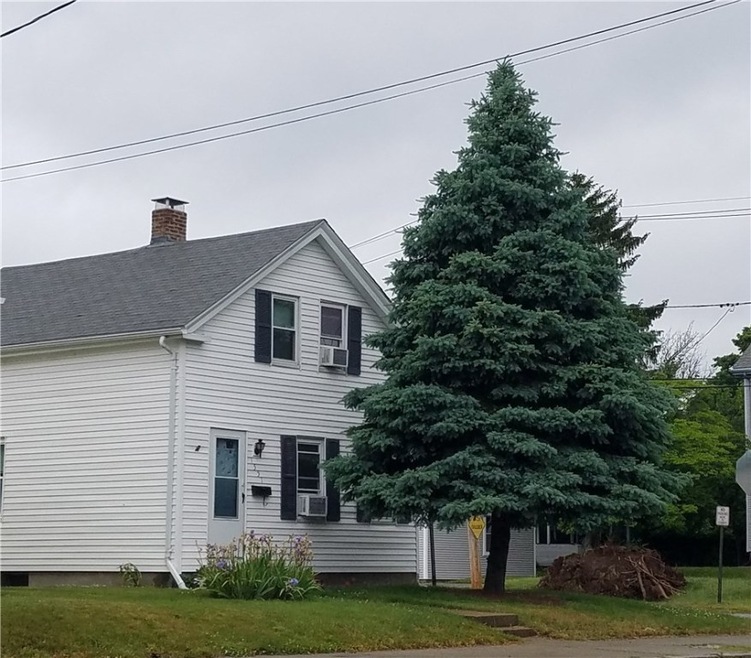 1551 Cranston St, Cranston, RI 02920 - photo 1