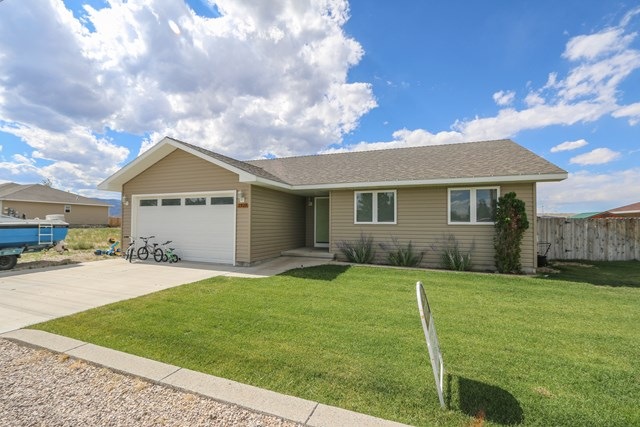 2929 E Ave, Cody, WY 82414 - photo 1