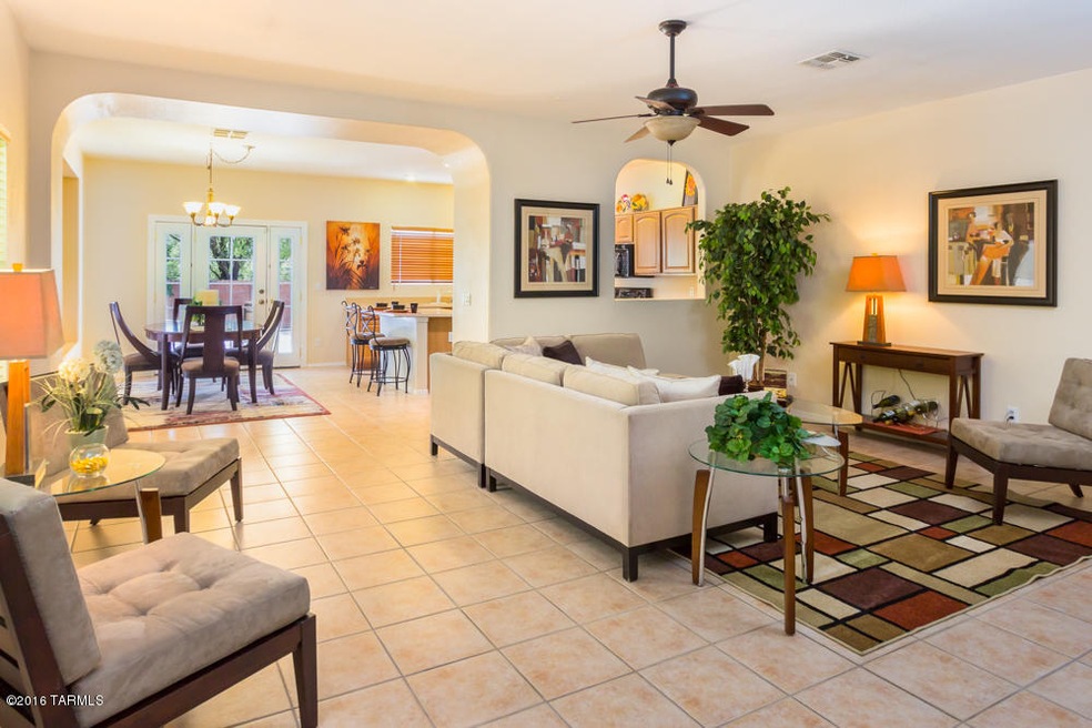 Living & Dining Room