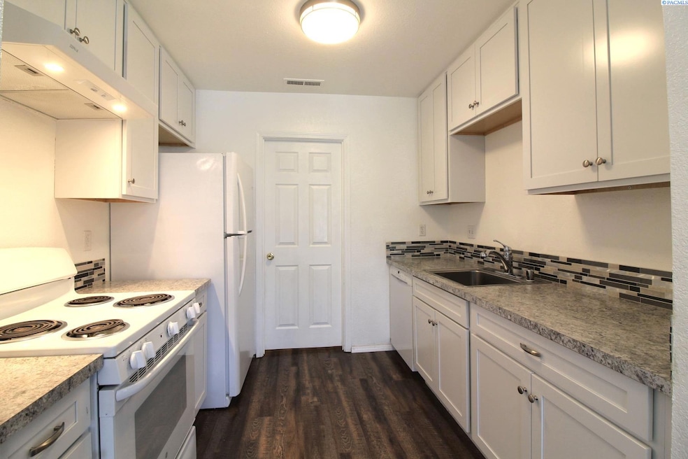For Rent $1,345/month