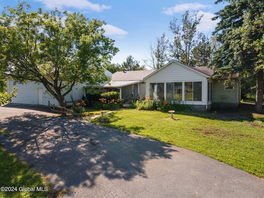 37-web-or-mls-109Woodman_ext_02