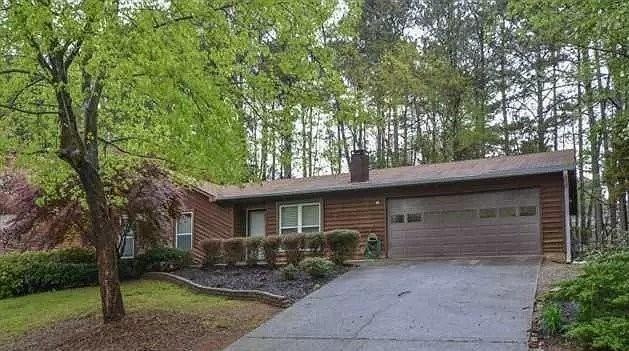 Nice 3/2 Home in Lilburn