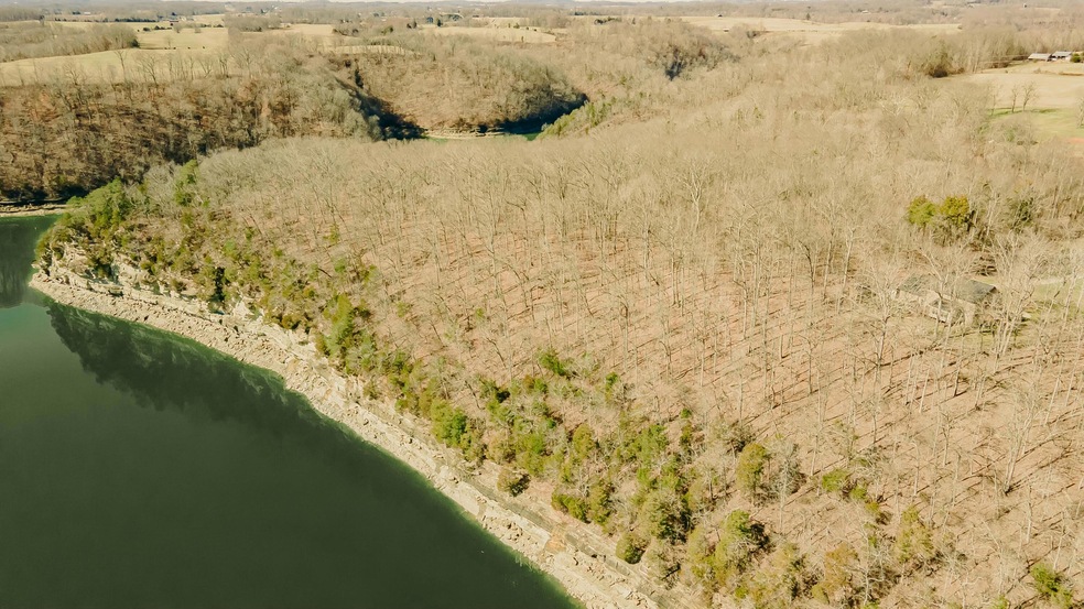 104 W Golden Island, Nancy, KY 42544 - photo 1