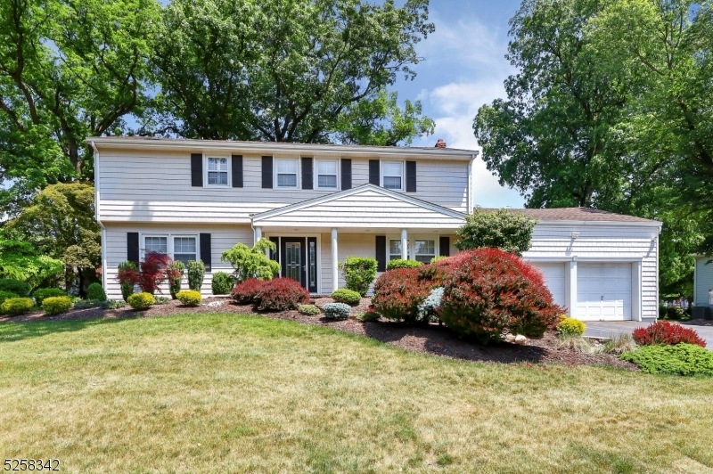 Sold $790,000 • Co-Listing Agent