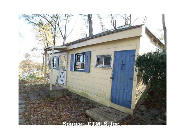 Exterior Front. 24A