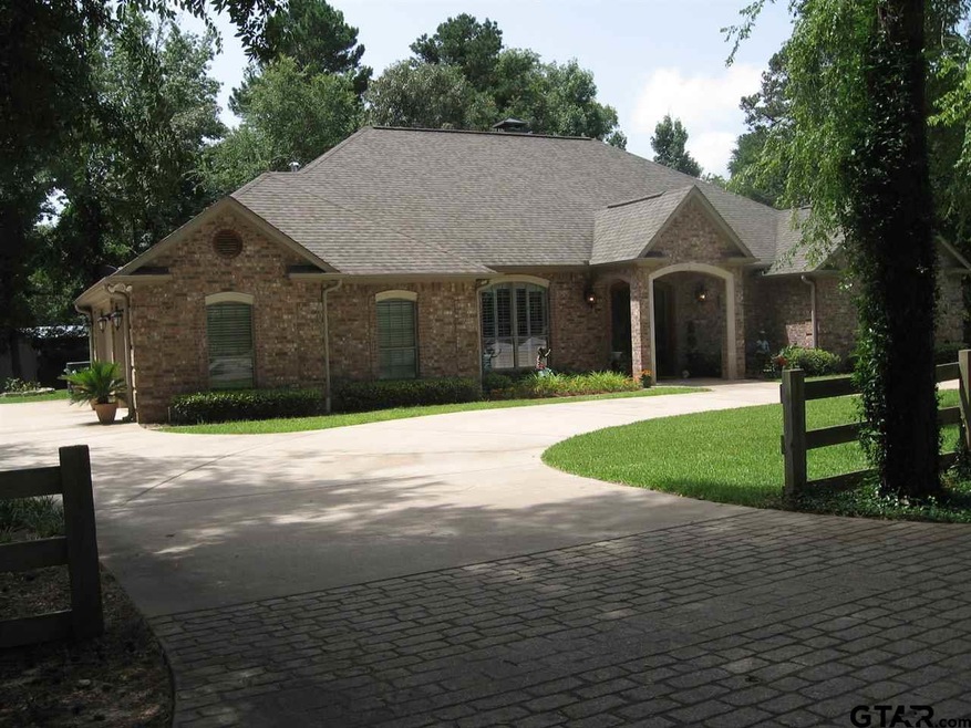 14820 Canopy Oaks Dr, Tyler, TX 75707 - photo 1