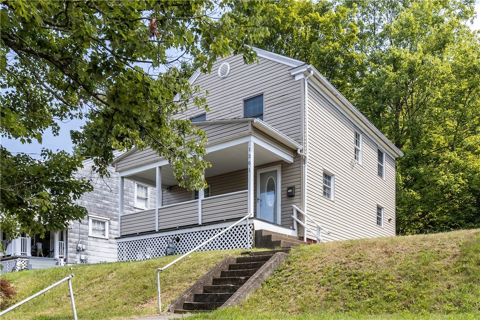 1301 Wade St, Aliquippa, PA 15001 - photo 1