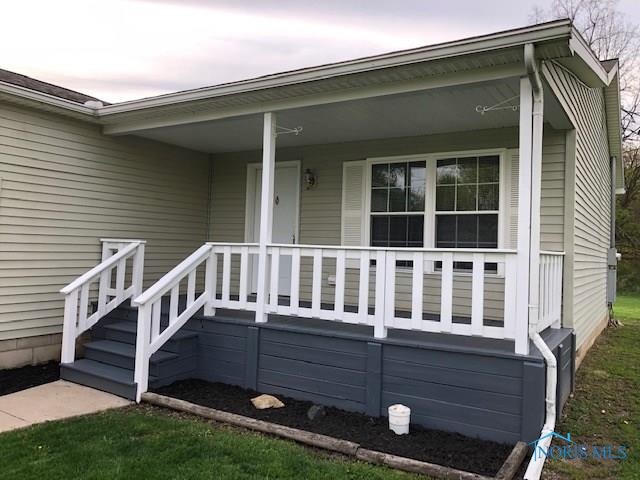 409 E Church St, West Unity, OH 43570 - photo 1