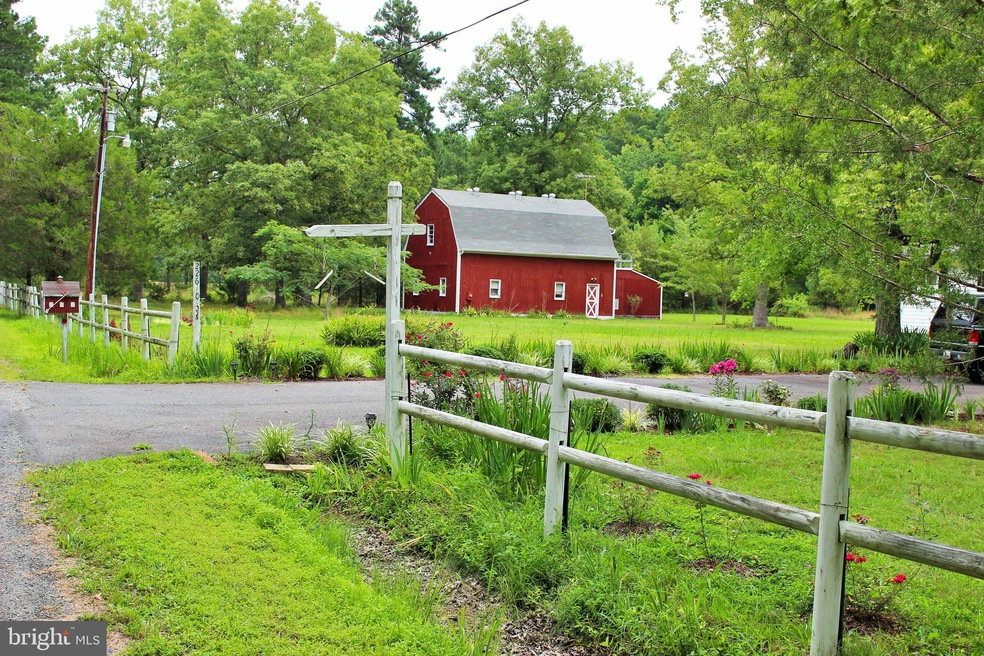 22690 Benswood Rd, California, MD 20619 - photo 1