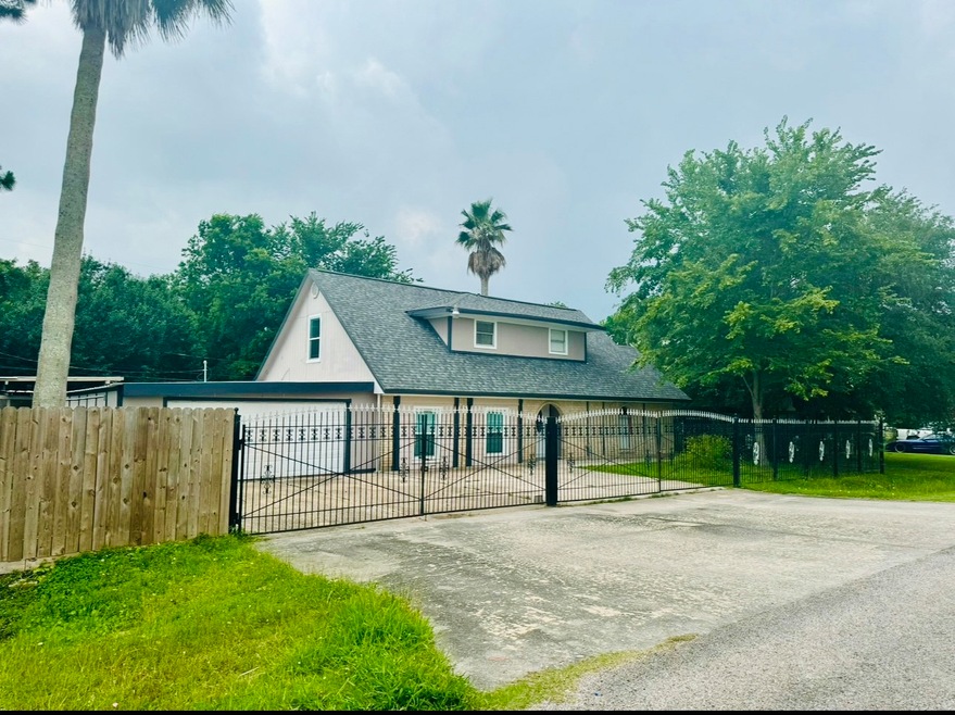 5934 Patridge Dr, Pearland, TX 77584 - photo 1