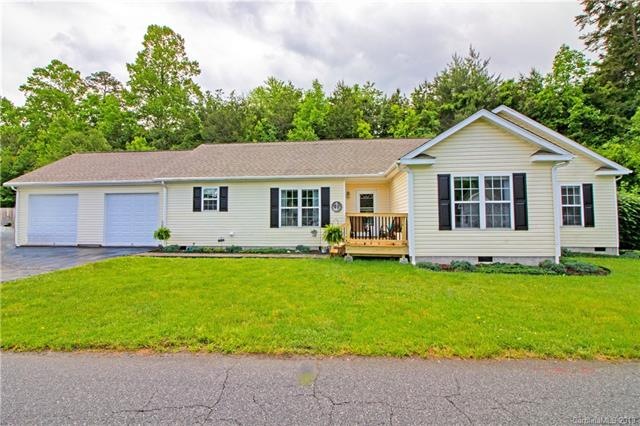 One level living makes this home desirable for any